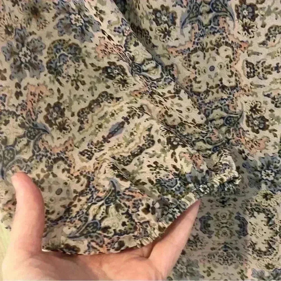 Cabi Floral Sheer Blouse Flowy Puff Sleeves XS BOHO Lightweight Spring Vacation - Picture 4 of 6